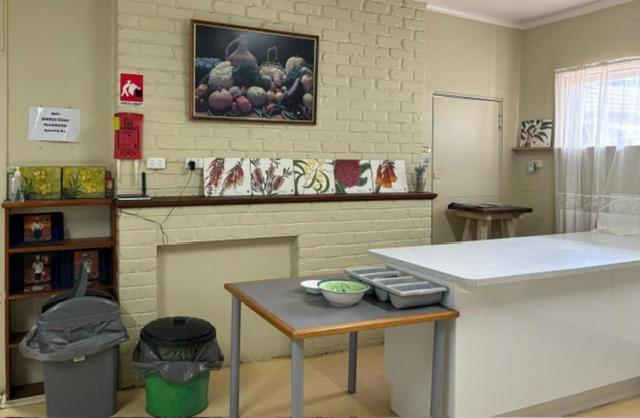 Broken Hill Tourist Lodge Экстерьер фото